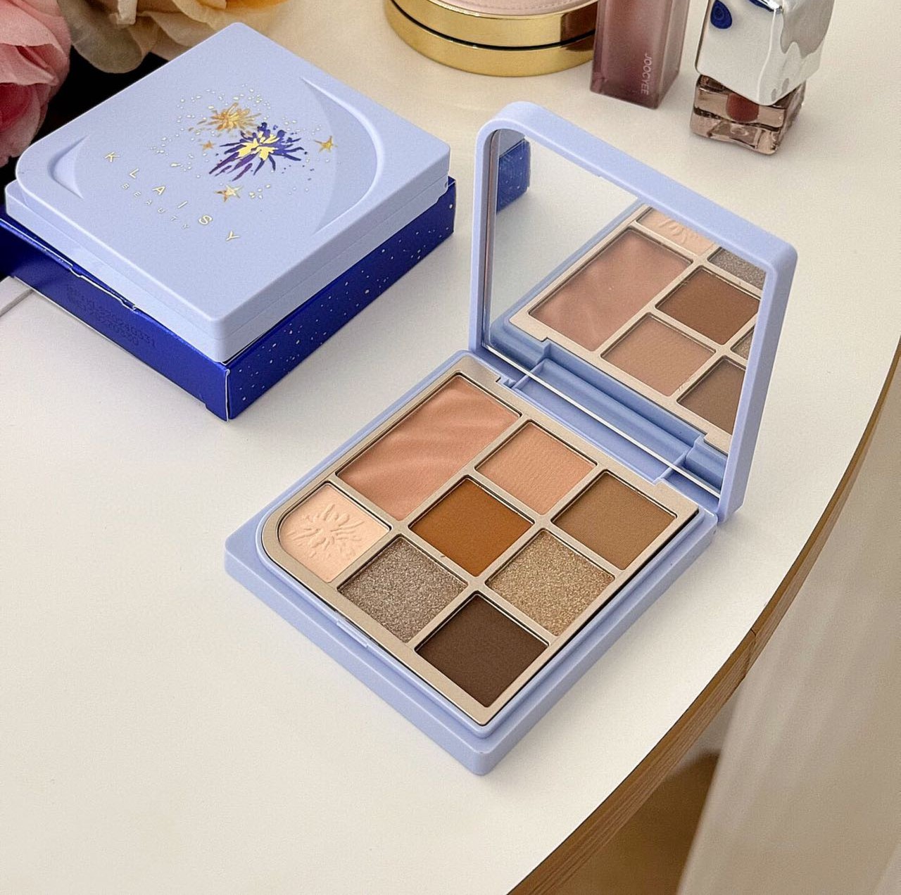 ✨ KLAISY BEAUTY – Luminous Bloom & Starlit Mousse Eyeshadow Palette