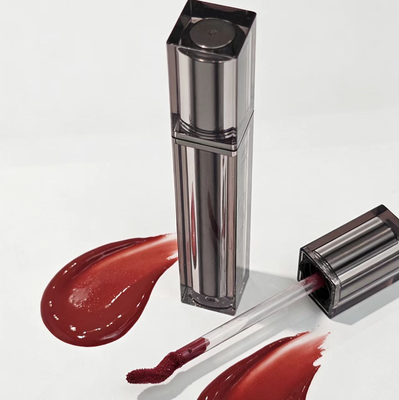 Obsidian Glow lig gloss