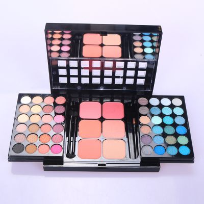Make up kit