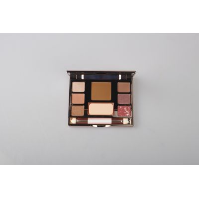 Make up kit